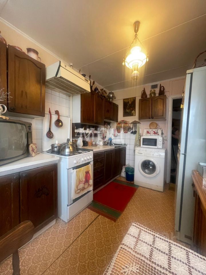 Продажа 1-комн квартиры на вторичном рынке Селигерская улица, 22/2