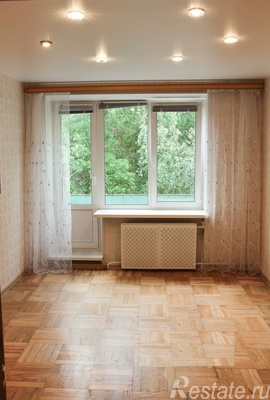 Продажа 3-комн квартиры на вторичном рынке Колпино, Красная ул,  д. 4