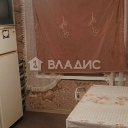 Продажа 3-комн квартиры на вторичном рынке Полимерная улица,  д. 3