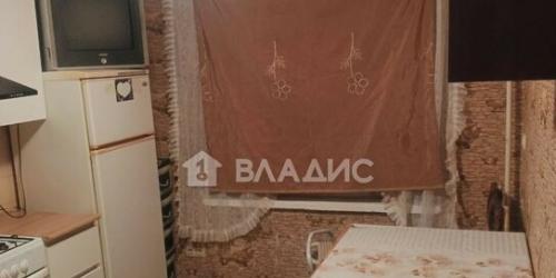 3-комн квартира Полимерная улица,  д. 3