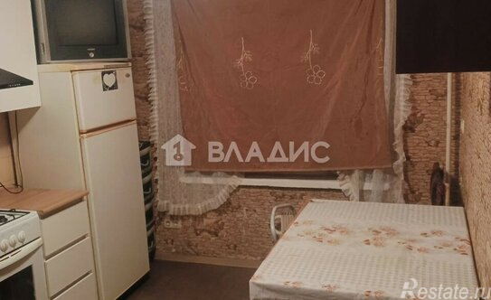 Продажа 3-комн квартиры на вторичном рынке Полимерная улица,  д. 3