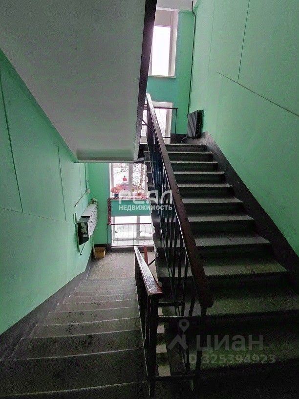 Продажа 1-комн квартиры на вторичном рынке Авиационная улица, 15