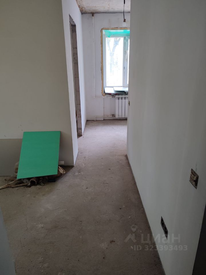 Продажа 2-комн квартиры на вторичном рынке Жуковский, улица Амет-хан Султана, 1