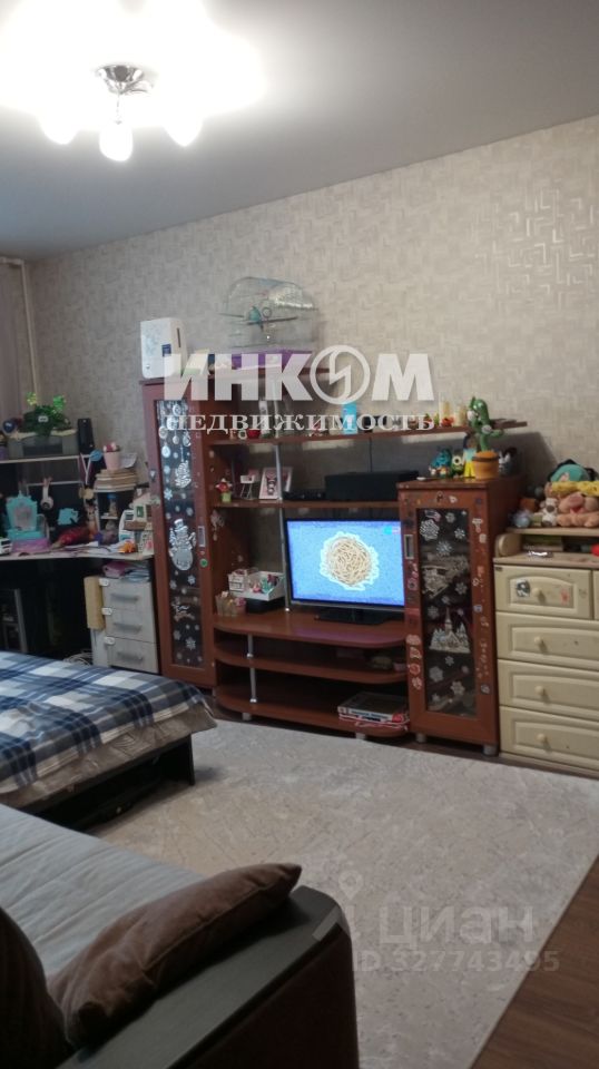 Продажа 1-комн квартиры на вторичном рынке Полярная улица, 32