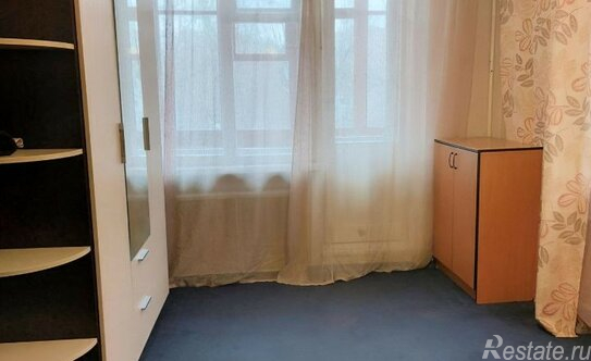 Продажа 1-комн квартиры на вторичном рынке улица Приорова,  д. 16 к1