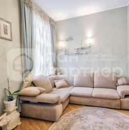 Продажа 2-комн квартиры на вторичном рынке Каменноостровский пр-кт,  д. 34