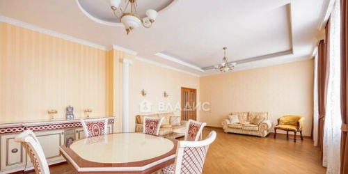 4-комн квартира ул Серафимовича,  д. 2
