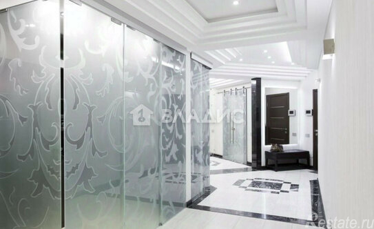 Продажа 5-комн квартиры на вторичном рынке ул Шкиперский проток,  д. 20