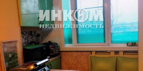 3-комн квартира ул Ставропольская,  д. 74