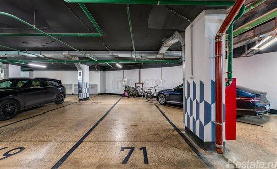 Продажа 2-комн квартиры на вторичном рынке улица Адмирала Макарова,  д. 6А