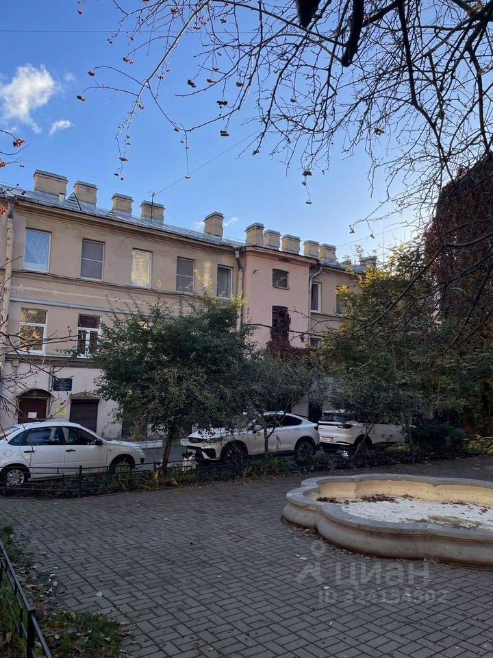 Продажа 3-комн квартиры на вторичном рынке улица Мира, 7В