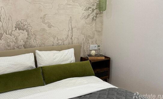 Продажа 1-комн квартиры на вторичном рынке Новогиреевская улица,  д. 44/28