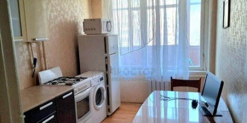 1-комн квартира ул Малахитовая,  д. 10,  к. 2