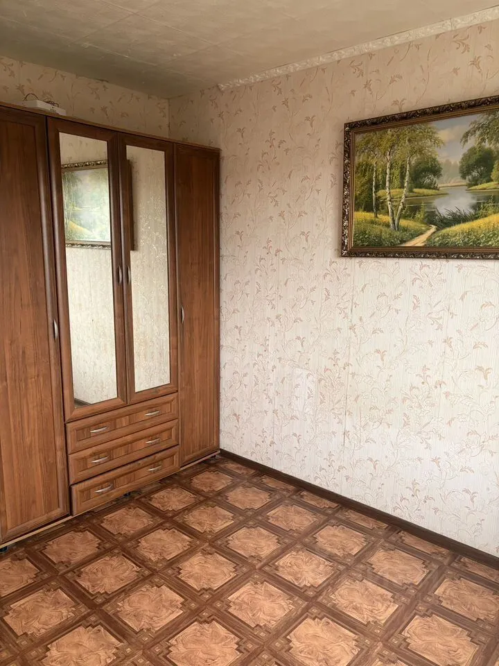 Продажа 2-комн квартиры на вторичном рынке Сясьстрой, Петрозаводская улица, 27