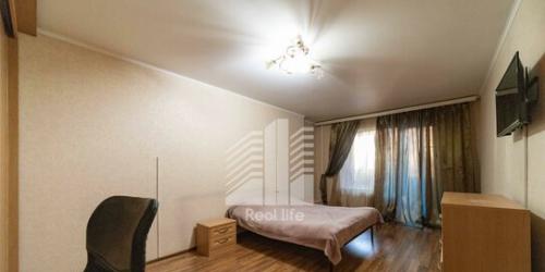 1-комн квартира ул Маршала Захарова,  д. 17,  к. 1