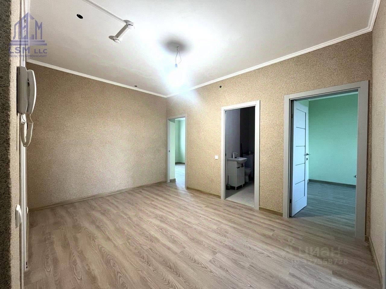 Продажа 3-комн квартиры на вторичном рынке д. Янино-2, улица Рябиновая, 30