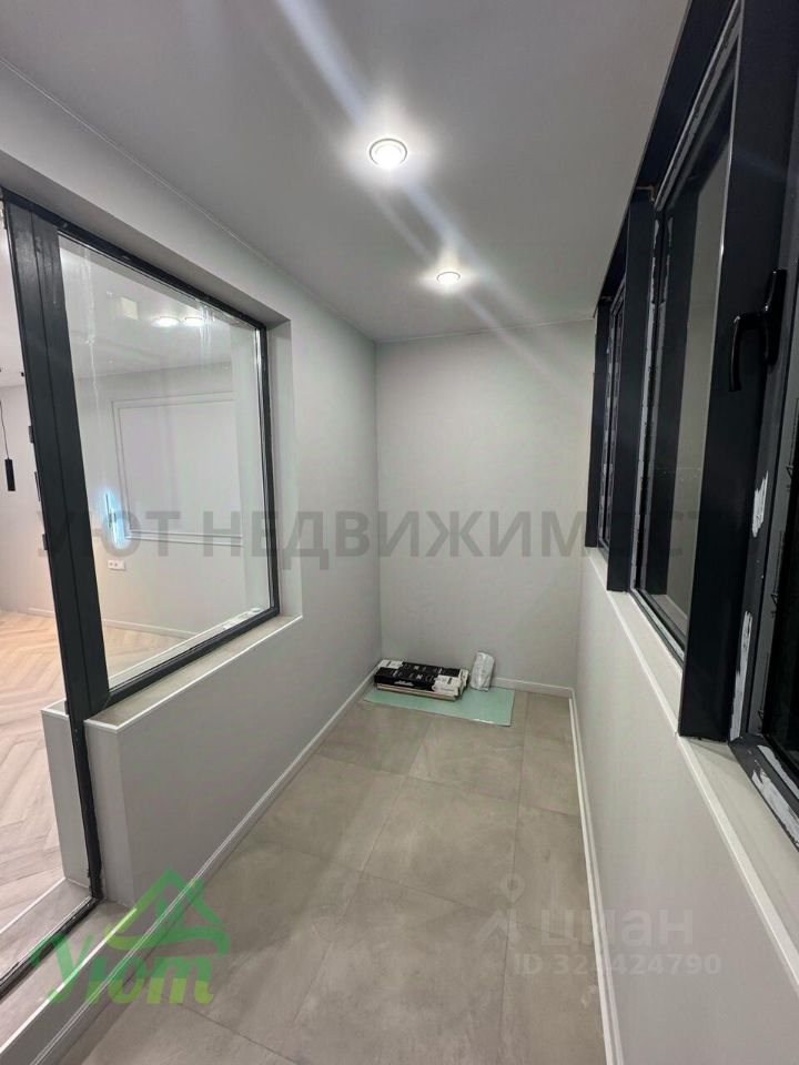 Продажа студии с. Домодедово, улица Современников,  д. 8