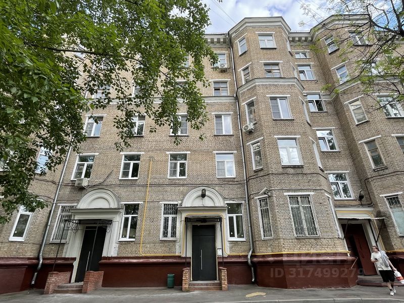 Продажа студии улица Зои и Александра Космодемьянских, 36А