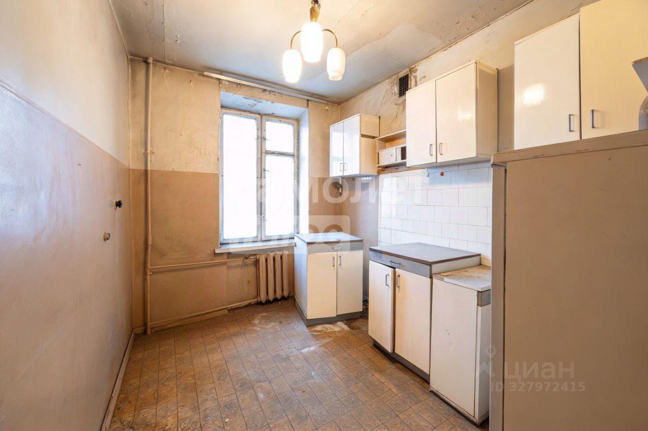 Продажа 2-комн квартиры на вторичном рынке Русаковская улица, 3С1