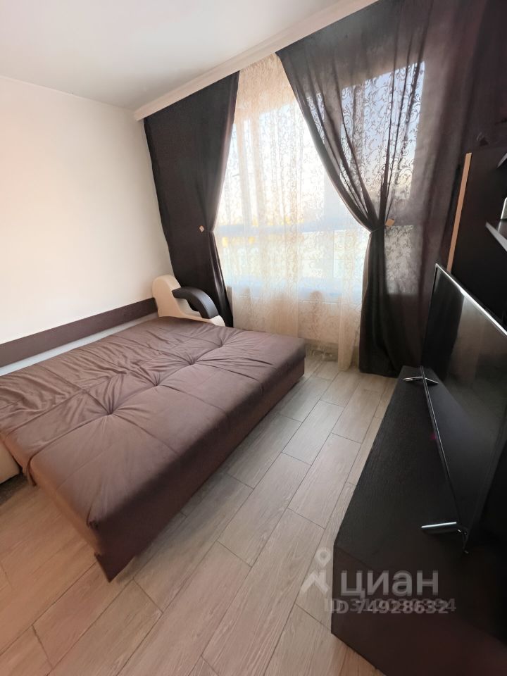 Аренда 1-комн квартиры на вторичном рынке Нахабино пгт, улица Покровская, 6