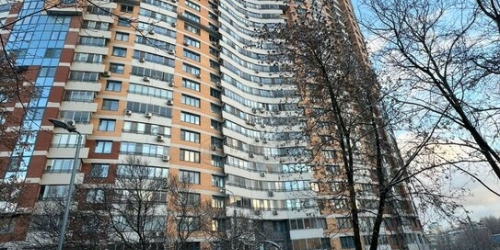 3-комн квартира ул Архитектора Власова,  д. 8