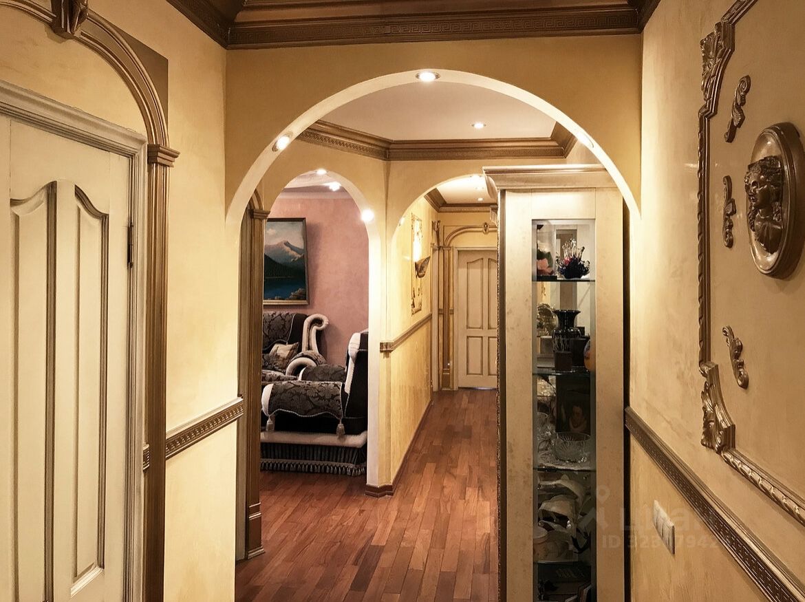 Продажа 3-комн квартиры на вторичном рынке Нахимовский проспект, 56