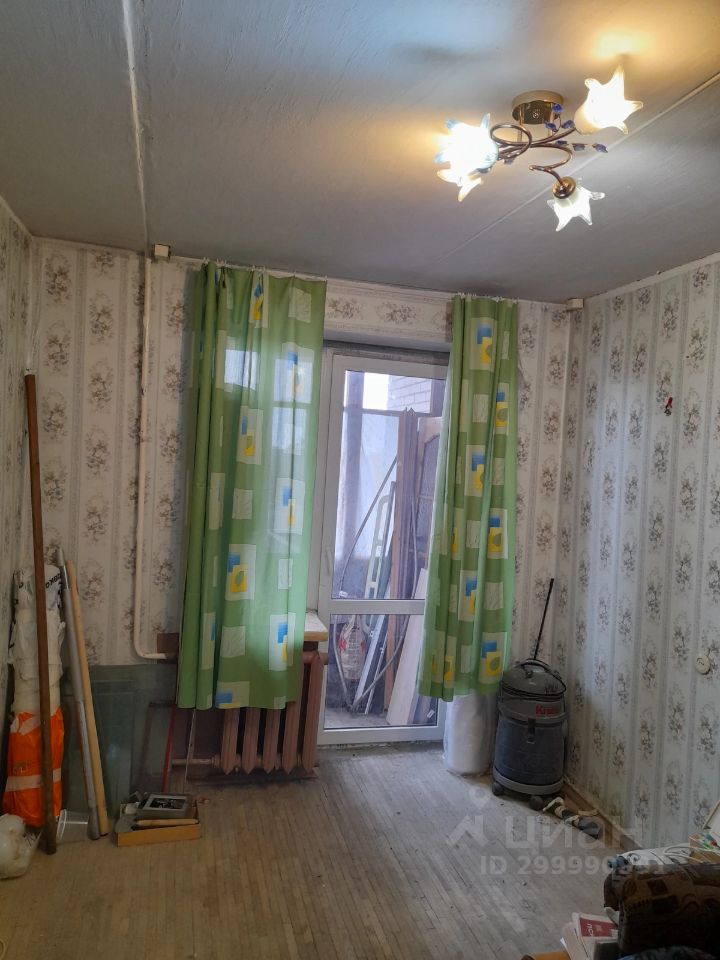 Продажа 4-комн квартиры на вторичном рынке Бухарестская улица, 72К1