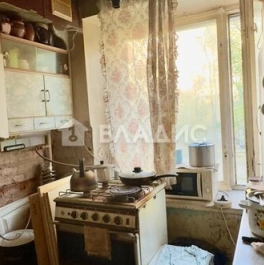 Продажа 2-комн квартиры на вторичном рынке Халтуринская улица,  д. 19