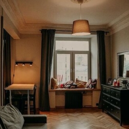 Аренда 2-комн квартиры на вторичном рынке Смоленская пл,  д. 13/21