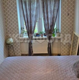 Продажа 4-комн квартиры на вторичном рынке Тихорецкий проспект,  д. 35