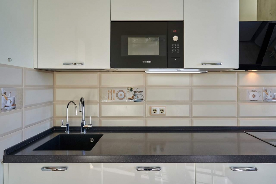 Продажа 2-комн квартиры на вторичном рынке Саляма Адиля улица,  д. 2,  к. 1