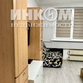 Продажа 1-комн квартиры на вторичном рынке Тульская Б. ул,  д. 2