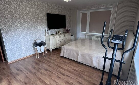 Продажа 2-комн квартиры на вторичном рынке Петергоф г, Блан-Менильская ул,  д. 9