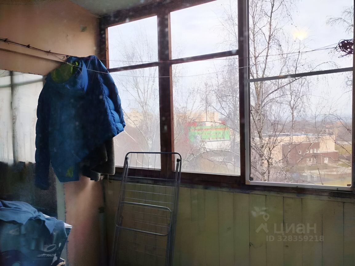 Продажа 5-комн квартиры на вторичном рынке Коломна, улица Девичье Поле, 11