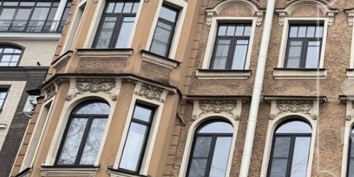 4-комн квартира 11-я Васильевского острова линия, 52