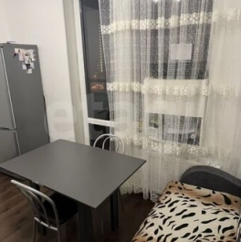 Продажа 1-комн квартиры на вторичном рынке Комендантский пр-кт,  д. 64,  к. 1 стр 1