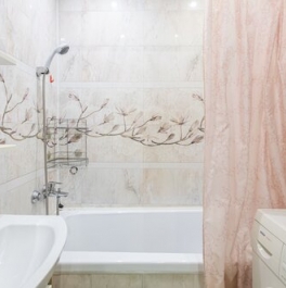 Продажа 1-комн квартиры на вторичном рынке Алтайская улица,  д. 33/7