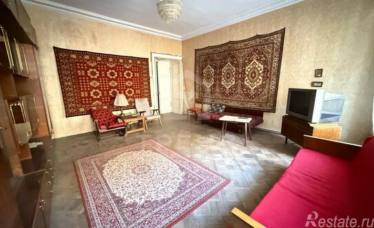 Продажа 4-комн квартиры на вторичном рынке Реки Мойки наб,  д. 82