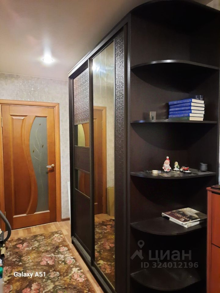 Продажа 2-комн квартиры на вторичном рынке Ситцевая улица, 3К3