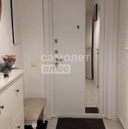 Продажа 2-комн квартиры на вторичном рынке Саларьевская ул,  д. 14 к2