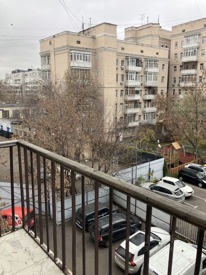 Продажа 1-комн квартиры на вторичном рынке Новокузнецкая улица, 43/16С2