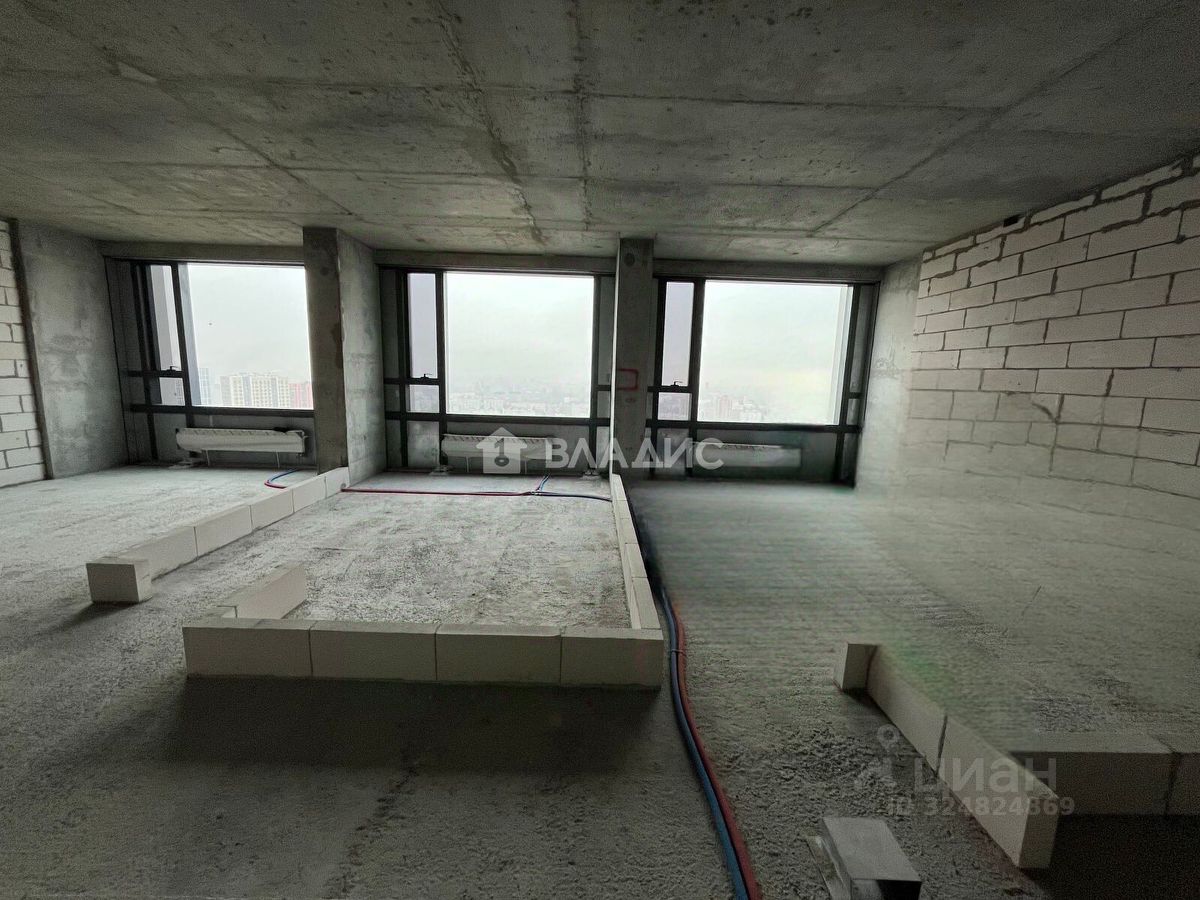 Продажа 3-комн квартиры на вторичном рынке Мичуринский пр-кт,  д. 56