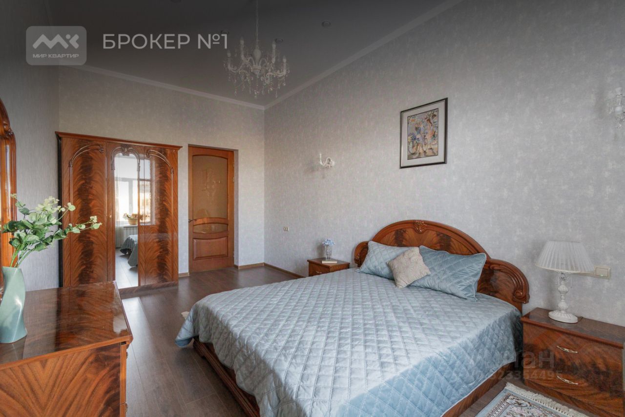 Аренда 3-комн квартиры на вторичном рынке набережная Реки Фонтанки, 134