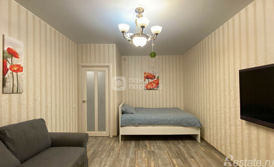 Продажа 1-комн квартиры на вторичном рынке Кременчугская улица,  д. 19 к3