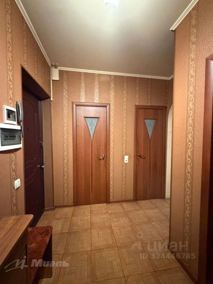 Продажа 1-комн квартиры на вторичном рынке Красково пгт, улица Карла Маркса, 81