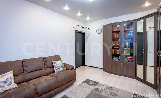 Продажа 3-комн квартиры на вторичном рынке улица Ольминского