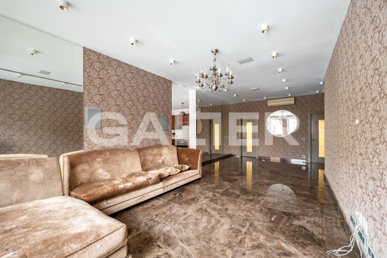 Продажа 6-комн квартиры на вторичном рынке Филипповский переулок, 8С1