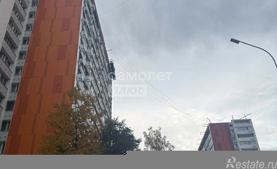 Продажа 1-комн квартиры на вторичном рынке Беловежская улица,  д. 21