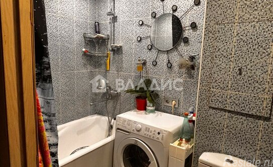 Продажа 2-комн квартиры на вторичном рынке Химки, улица 9 Мая,  д. 18А