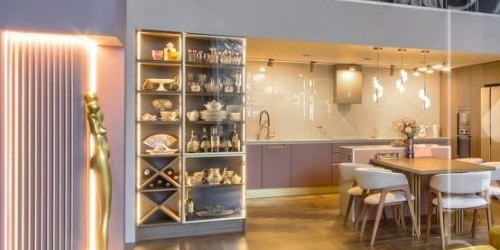 4-комн квартира Большая Озерная улица, 77